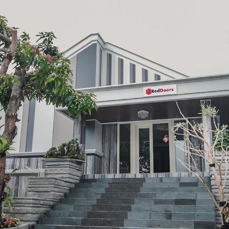 Reddoorz Plus @ Jalan Dr. Cipto Mangunkusumo Lampung Hotel Bandar Lampung Kültér fotó